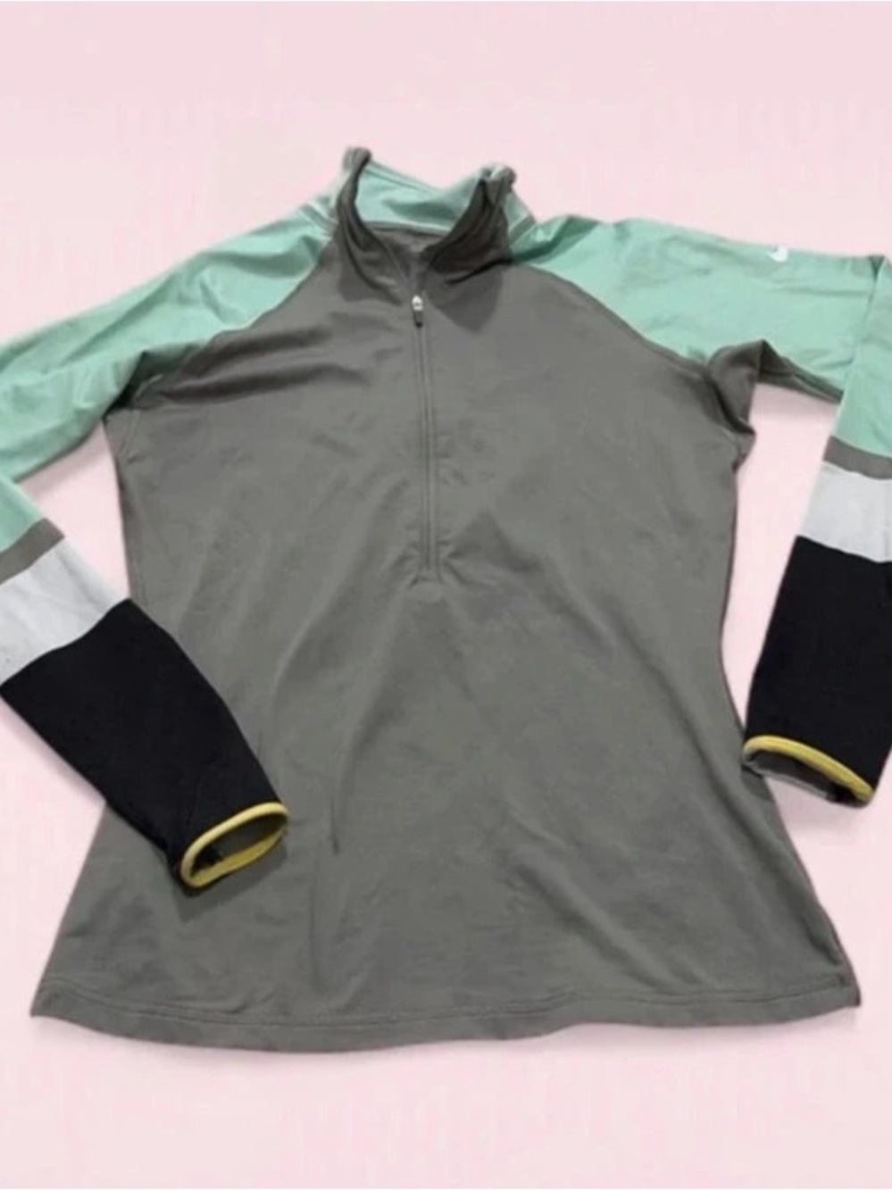 Nike Olive Green Half-Zip Colorblock Pullover with Mint Shoulders